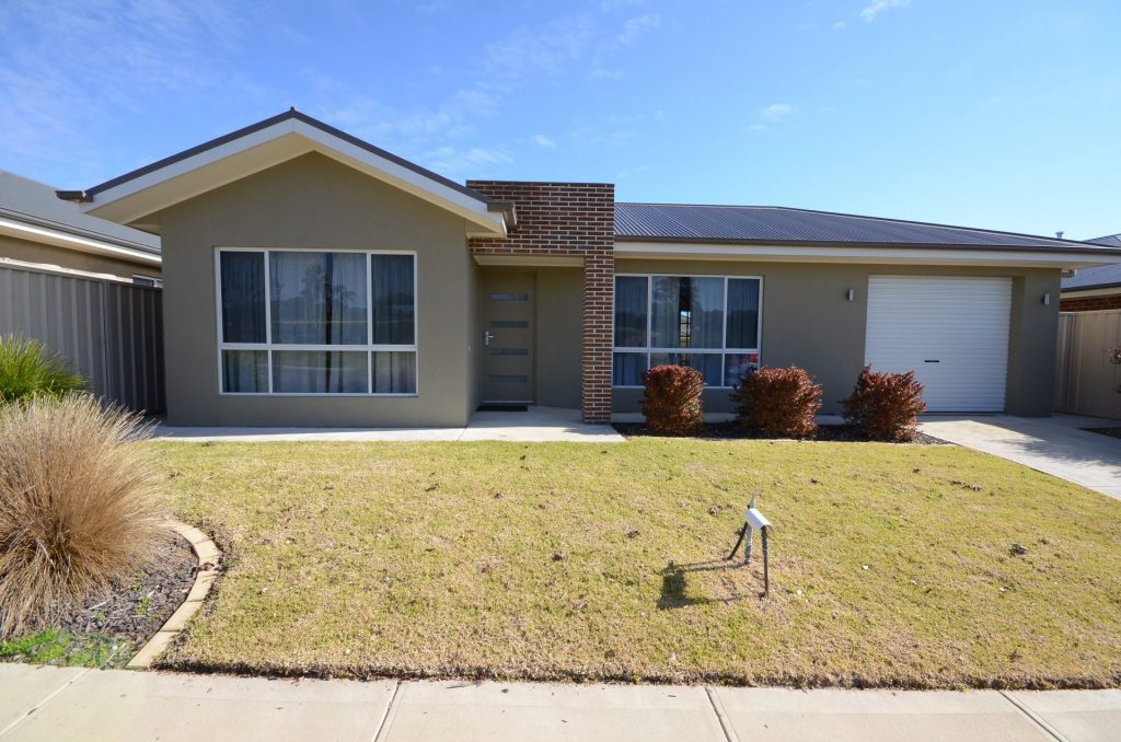 Dean Star property