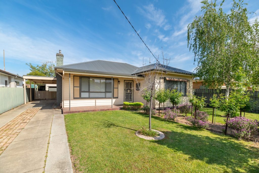 Dean Star property
