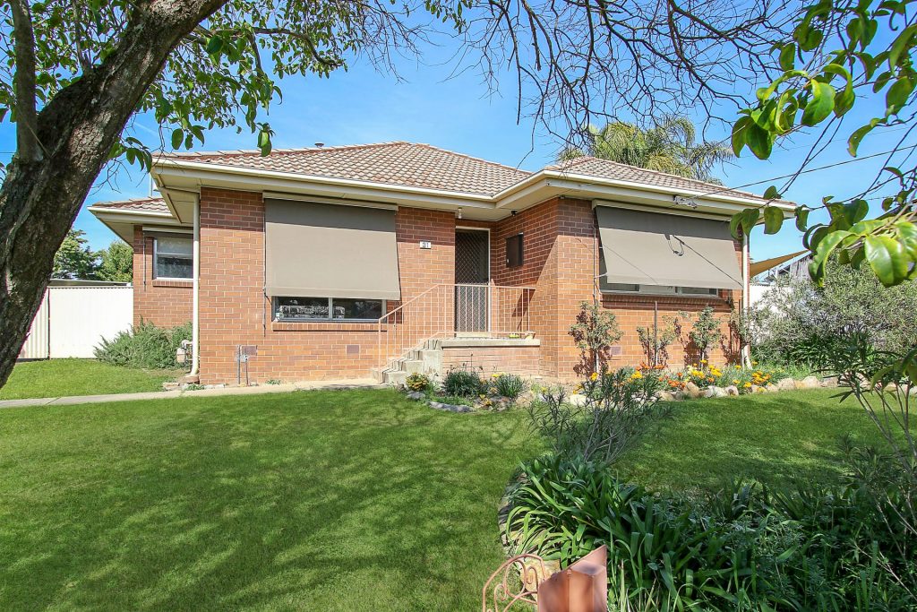 Dean Star property