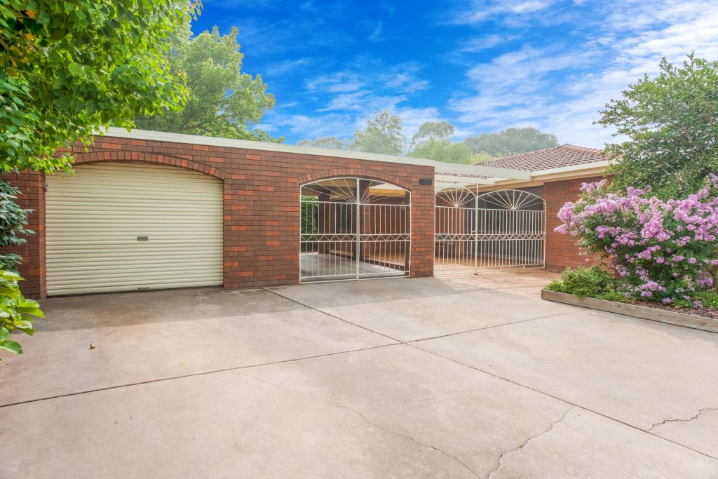 Dean Star property