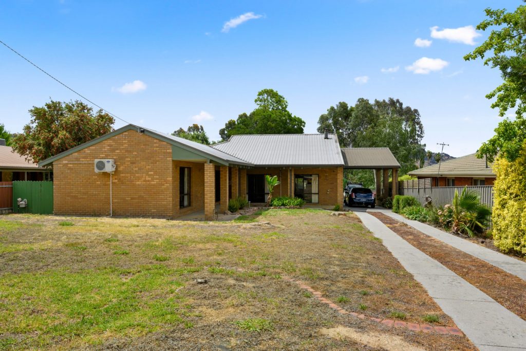 Dean Star property