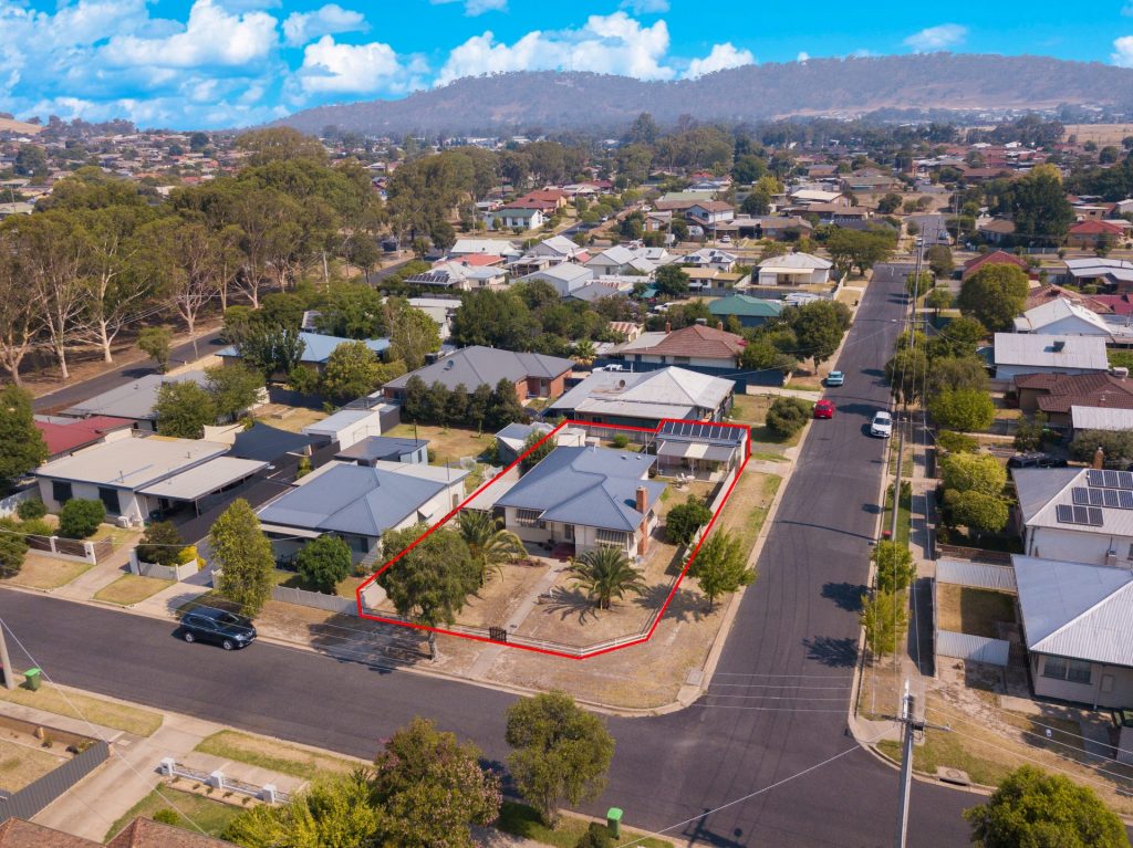 Dean Star property