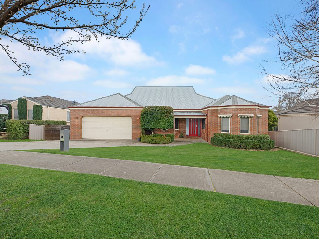 Dean Star property