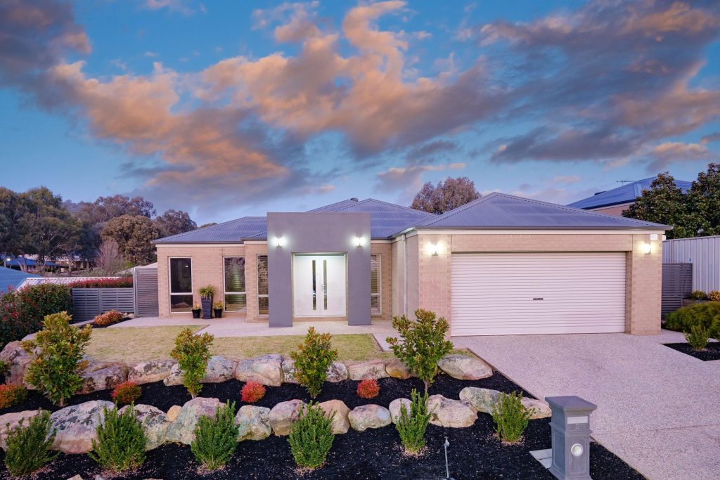 Dean Star property