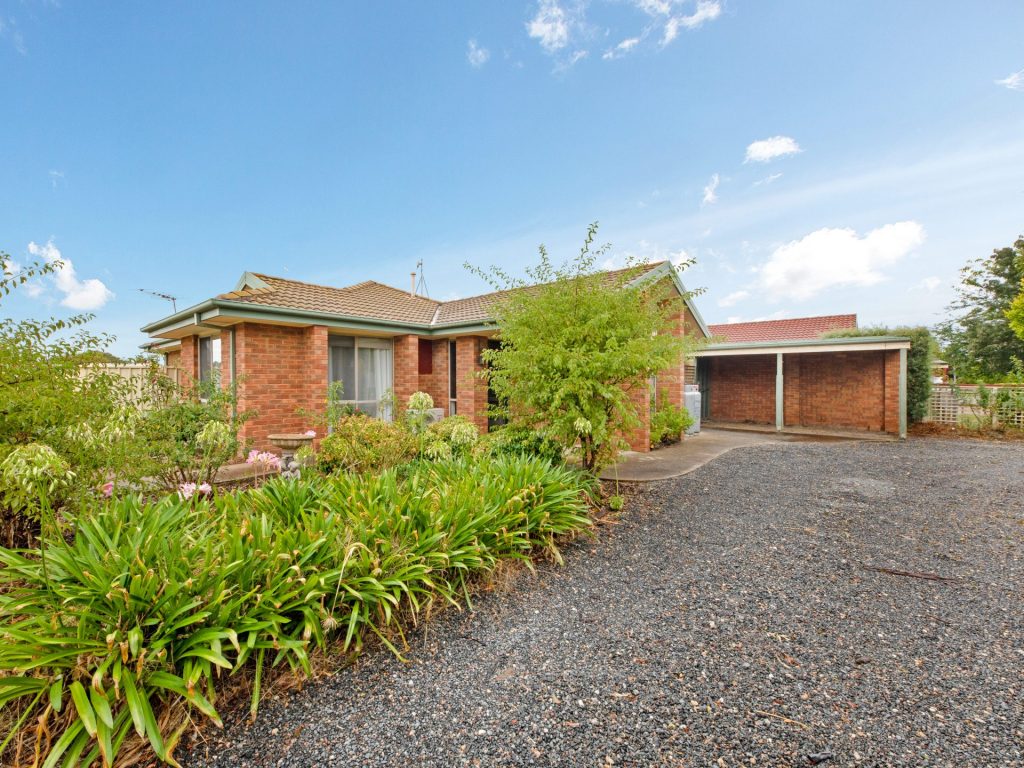 Dean Star property