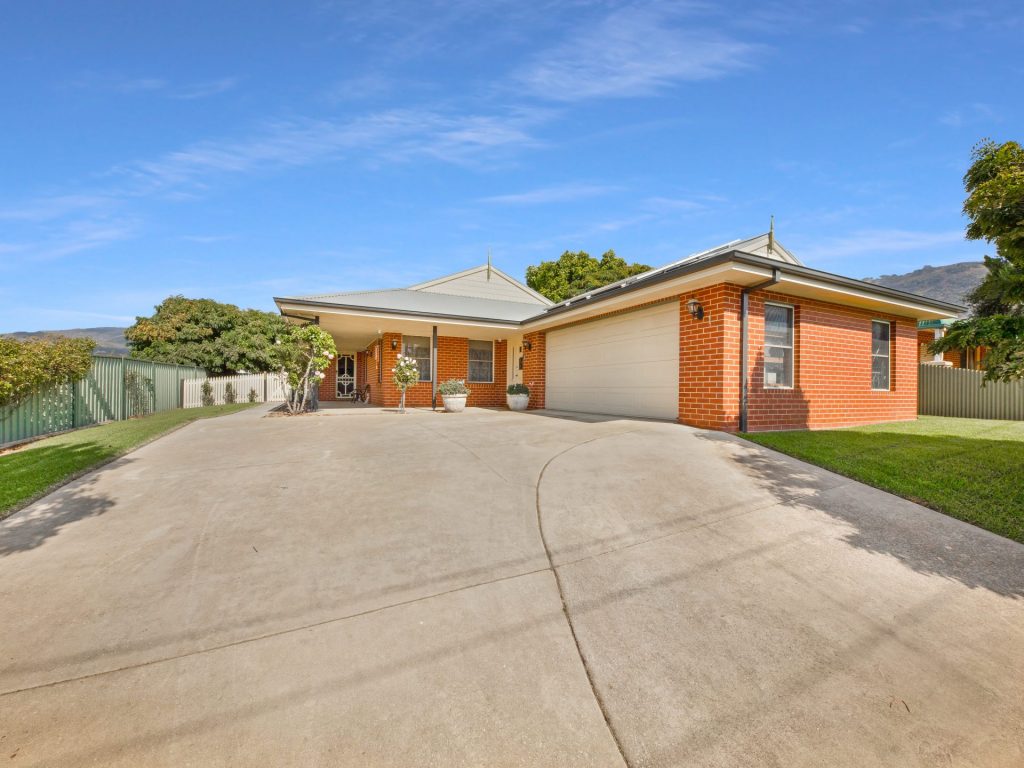 Dean Star property