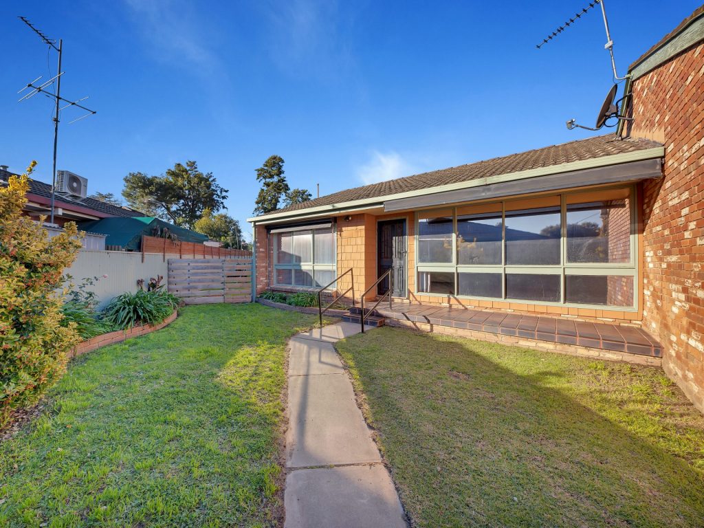 Dean Star property