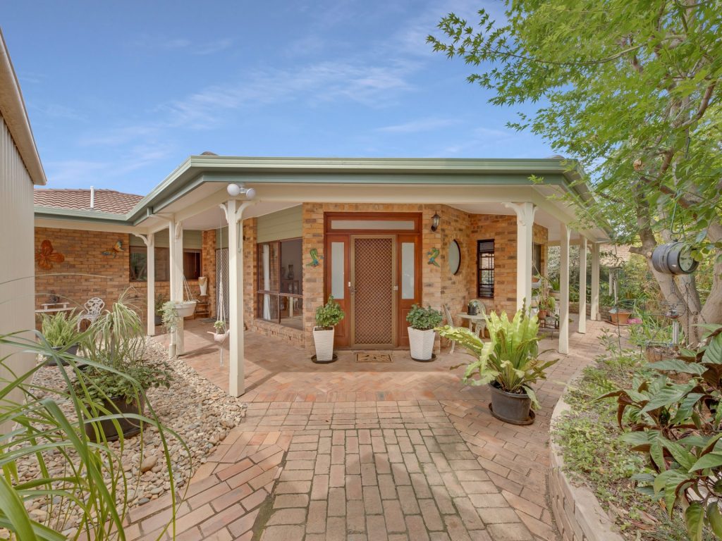 Dean Star property