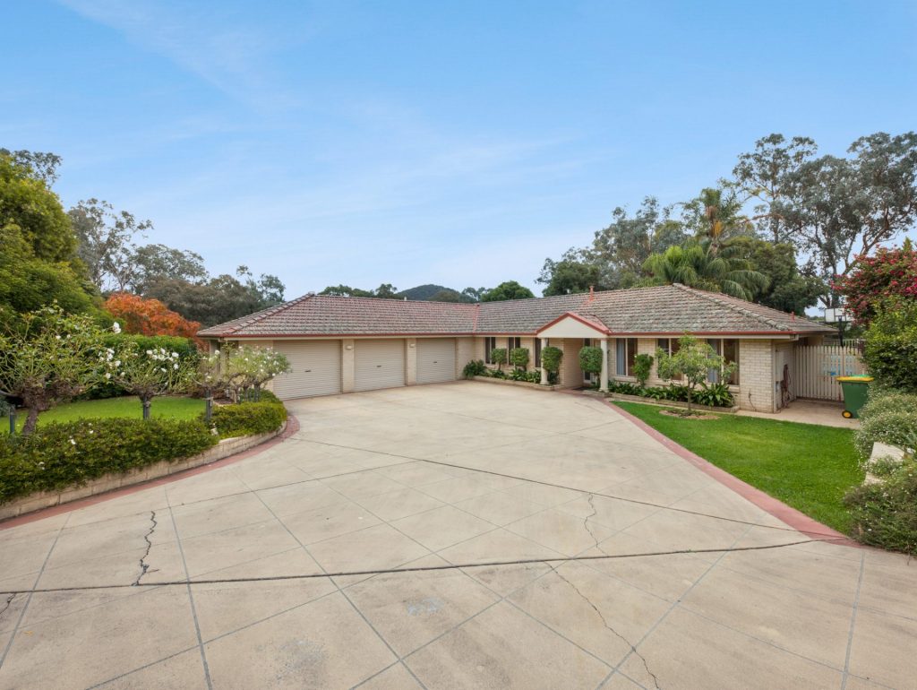 Dean Star property