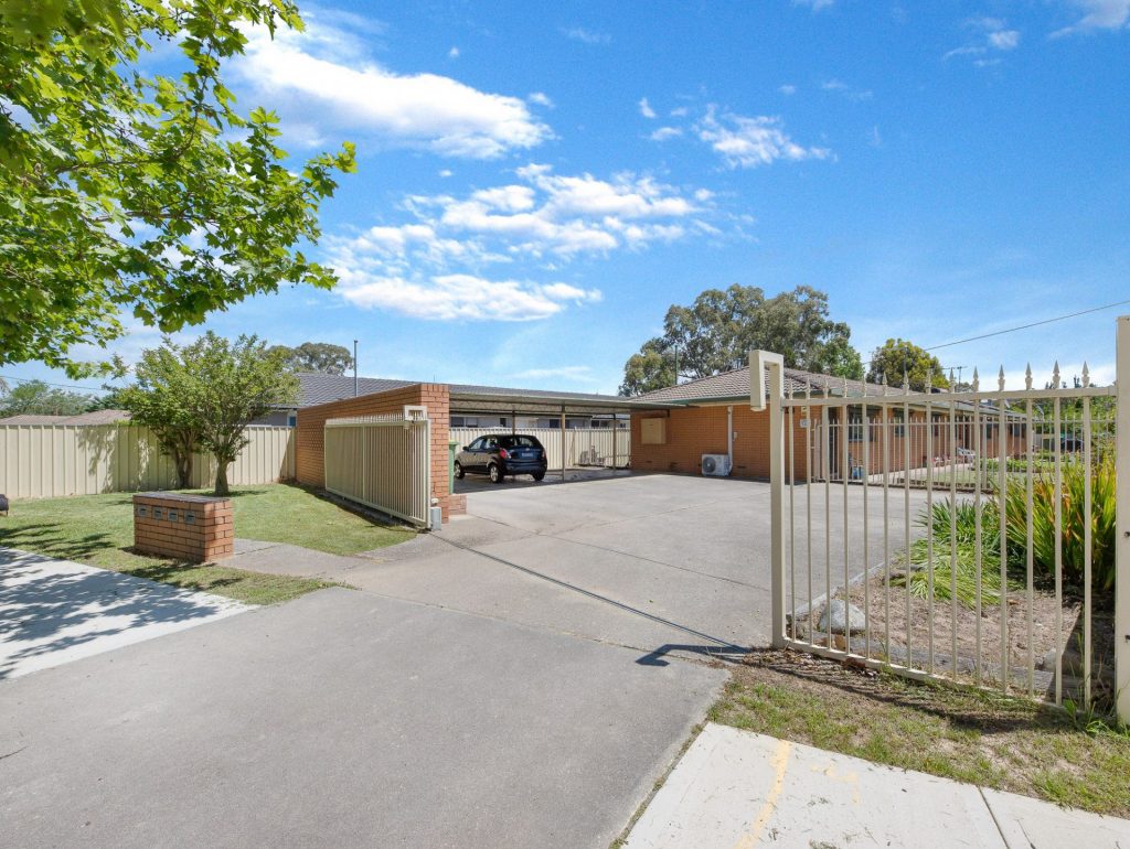 Dean Star property