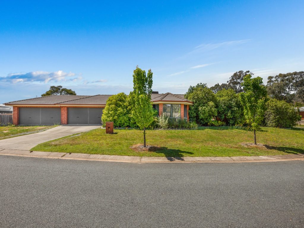 Dean Star property