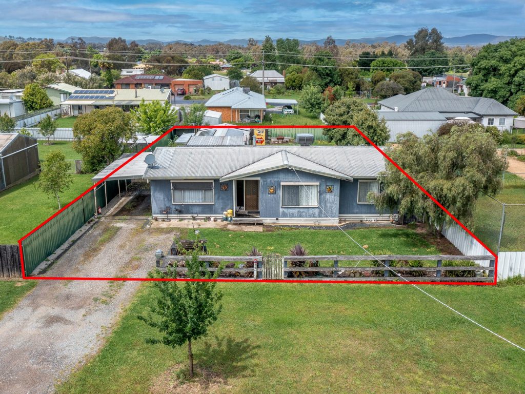 Dean Star property