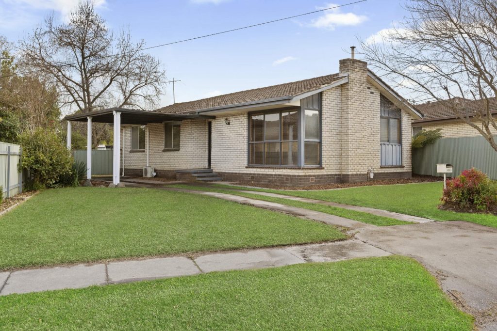 Dean Star property