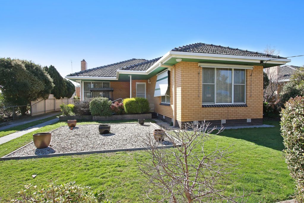 Dean Star property
