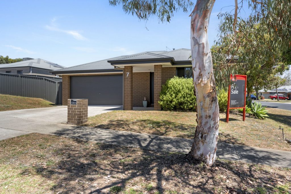 Dean Star property