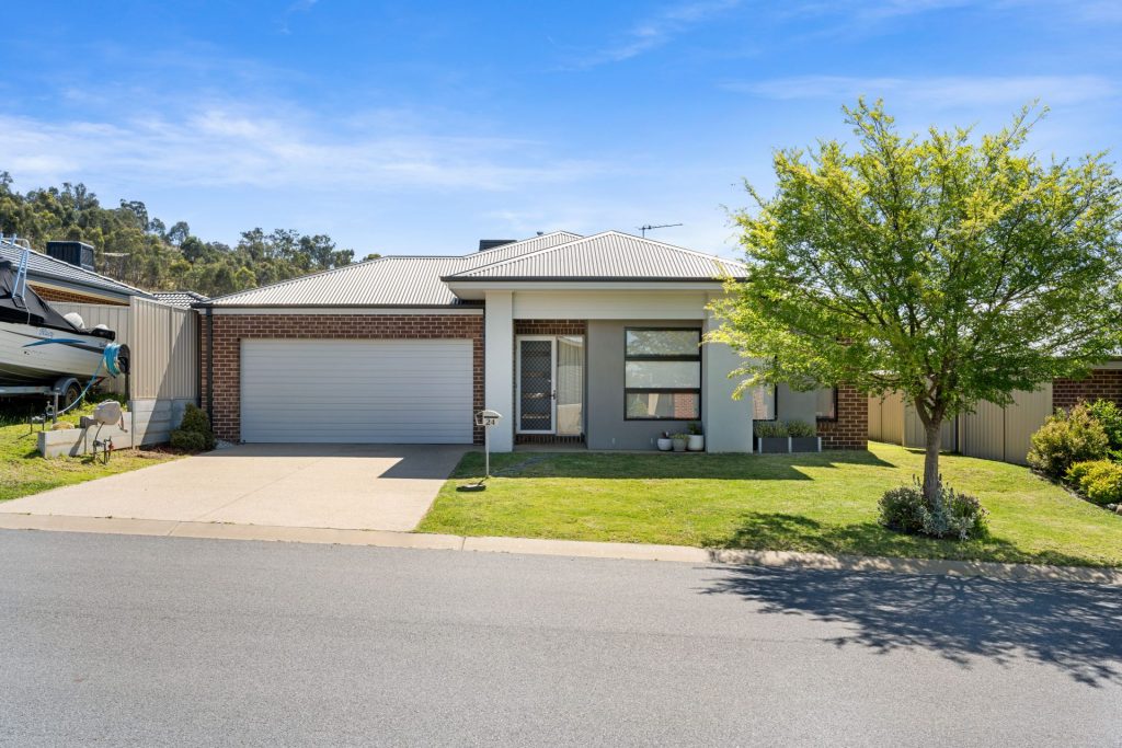 Dean Star property