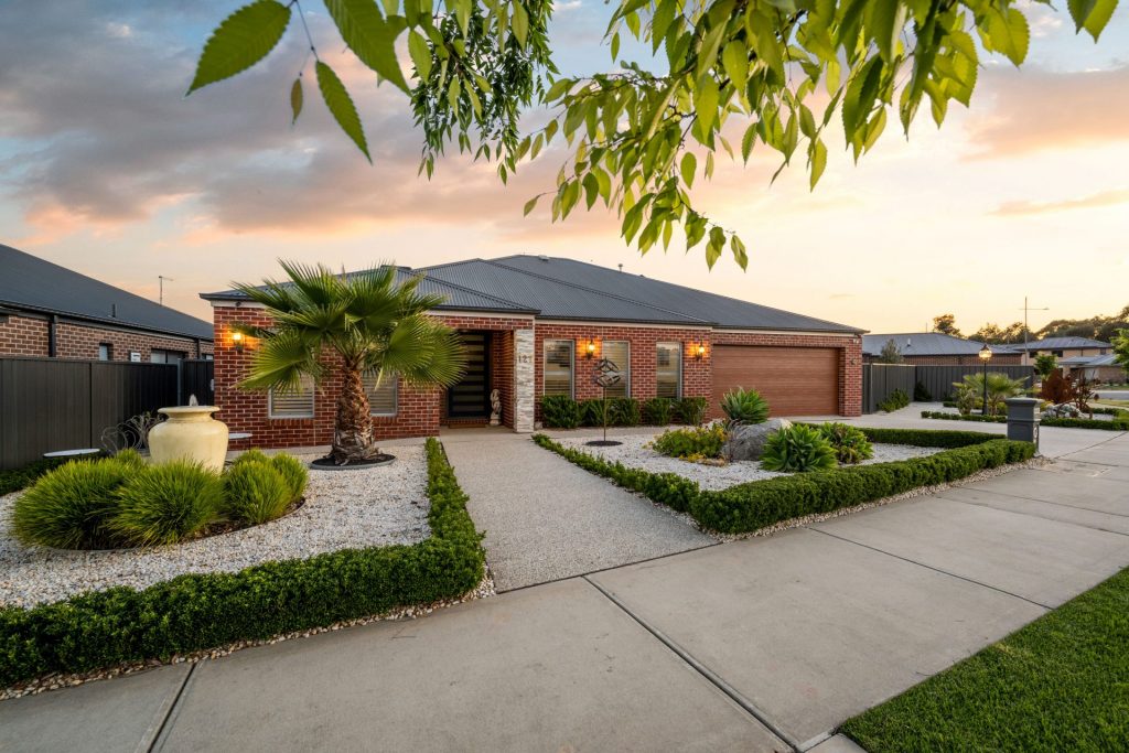 Dean Star property