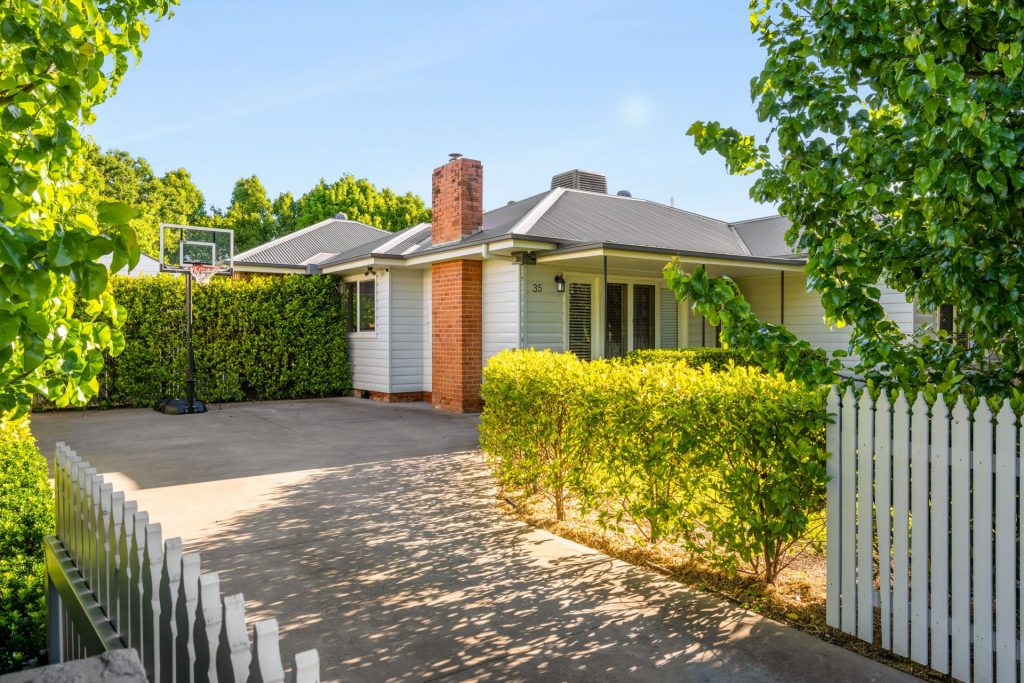 Dean Star property