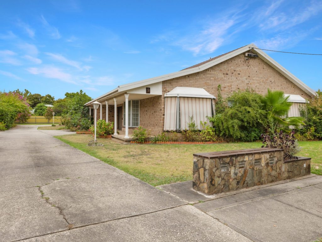 Dean Star property