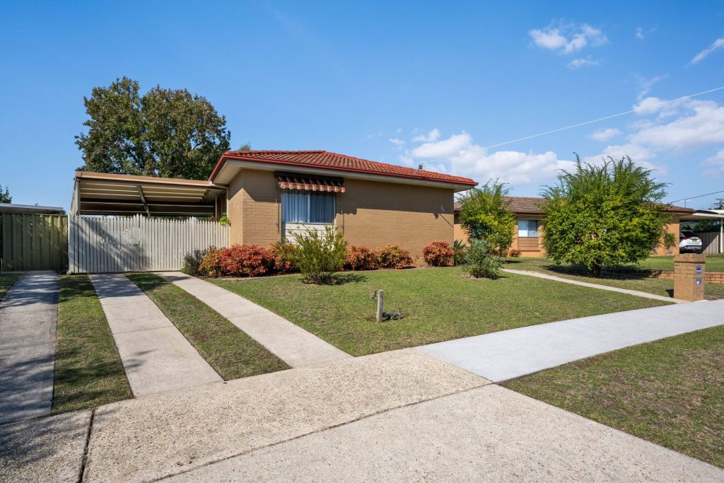 Dean Star property