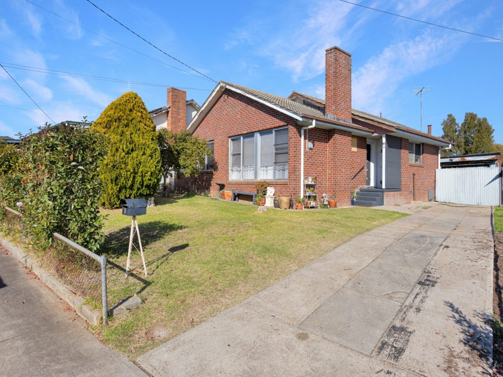 Dean Star property