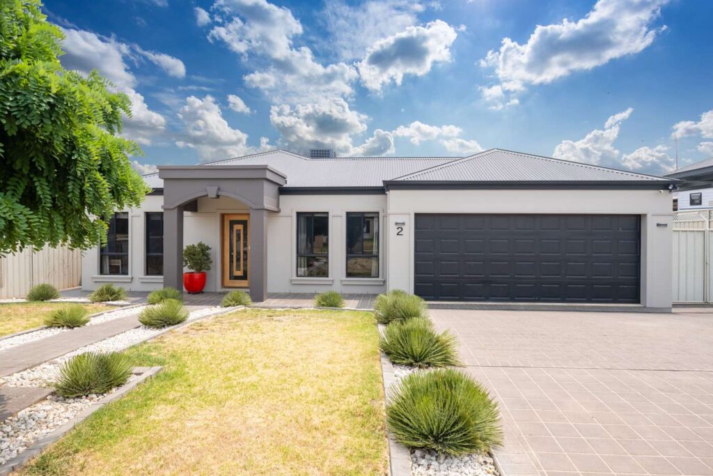 Dean Star property