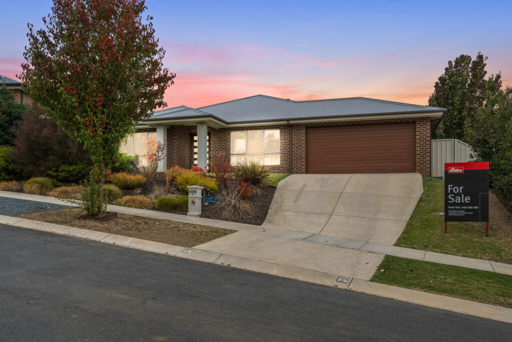 Dean Star property