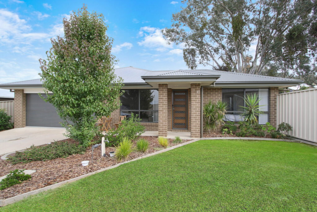 Dean Star property