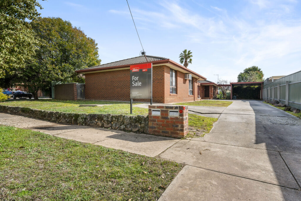 Dean Star property