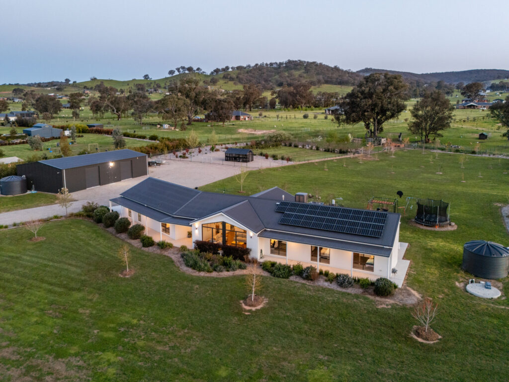 Dean Star & Jamie Maynard property