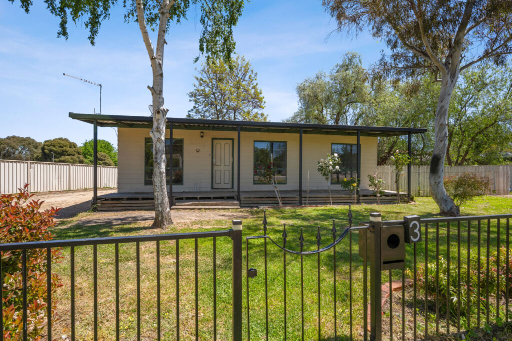Dean Star property