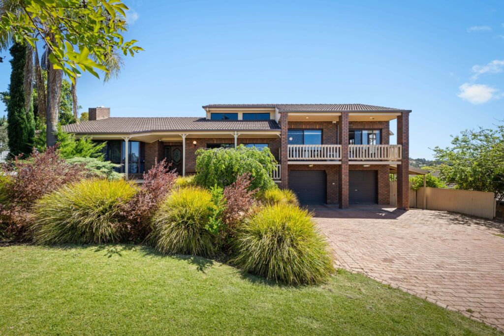 Dean Star property