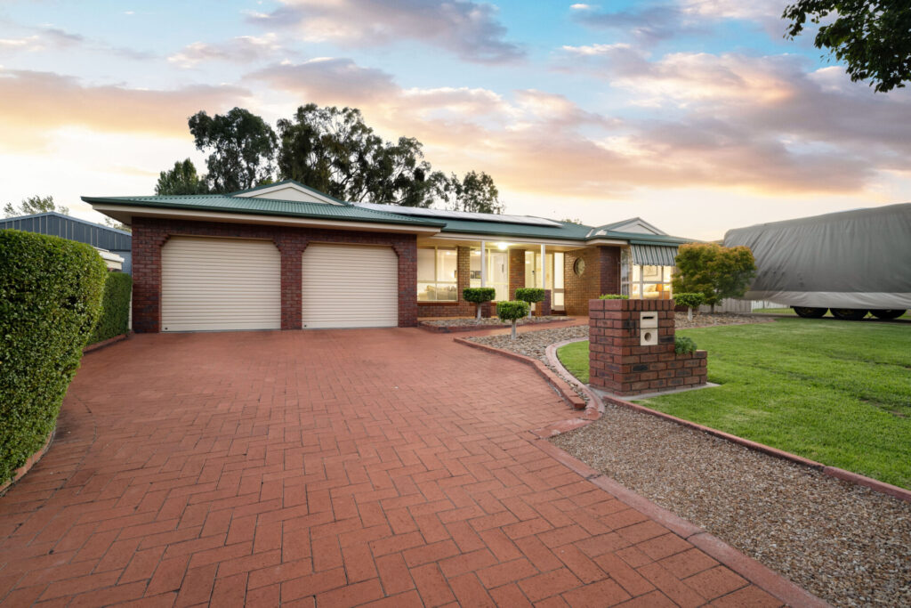 Dean Star property
