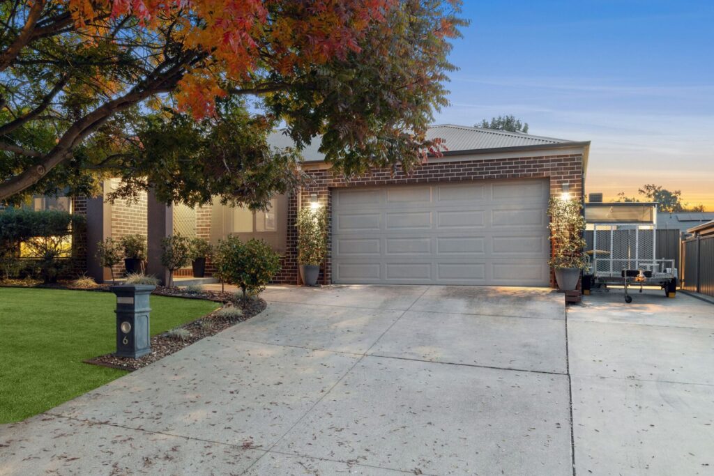 Kristy Leathem property