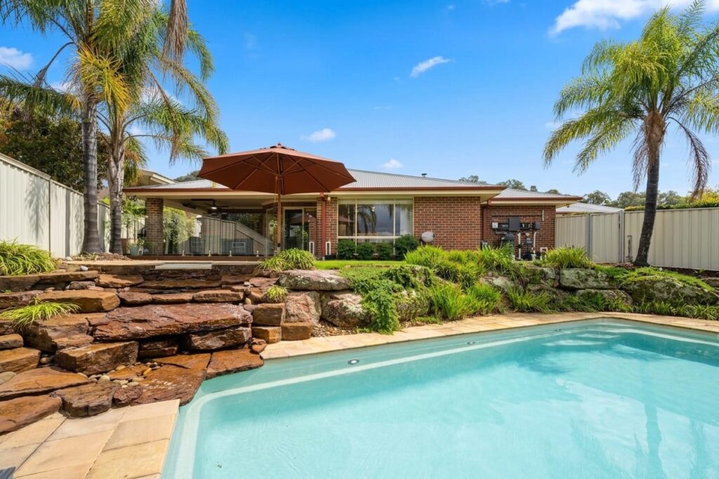 Jamie Maynard & Donna Nusser property